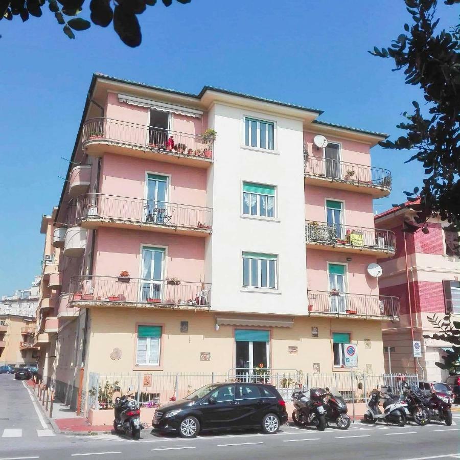 La Casetta Di Nonno Vittorio Albissola Marina Exterior photo